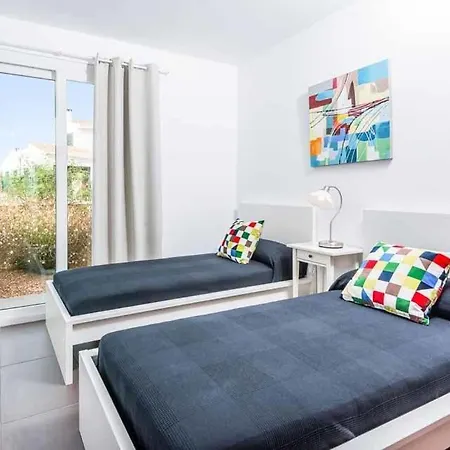 Sleeps 7 Pool Air Con Wifi Forma